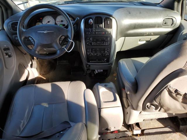 2C8GP54L75R126850 - 2005 CHRYSLER TOWN & COU TOURING BURGUNDY photo 8