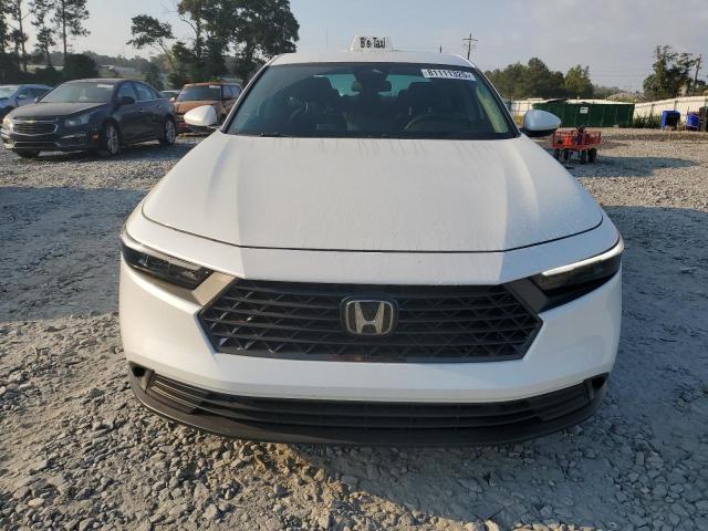 1HGCY1F22PA035827 - 2023 HONDA ACCORD LX WHITE photo 5