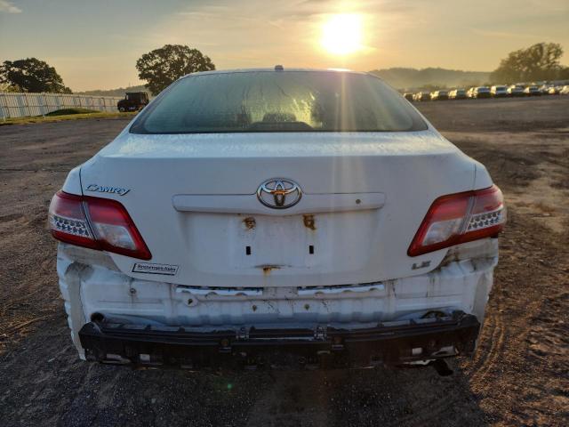 4T4BF3EK5BR209623 - 2011 TOYOTA CAMRY BASE Beyaz fotoğraf 6