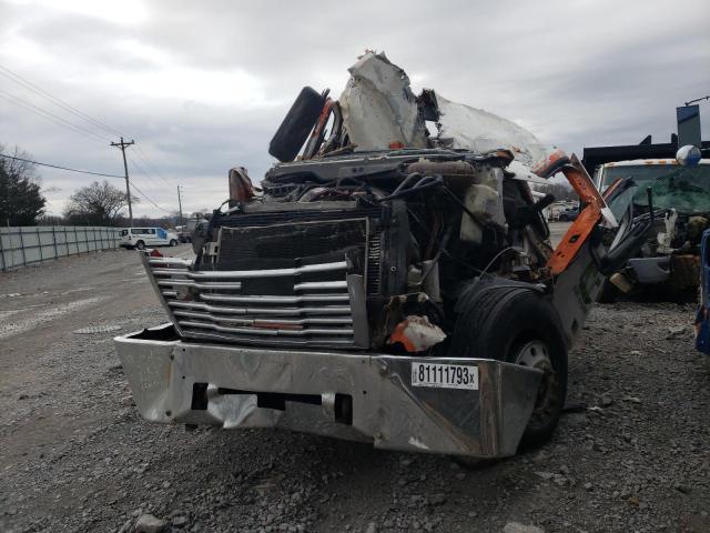 1FUJBBCG96LU70367 - 2006 FREIGHTLINER CONVENTION ST120 WHITE photo 2