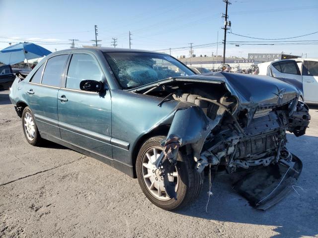 WDBJF65J31B222429 - 2001 MERCEDES-BENZ E 320 მწვანე ფოტო 4