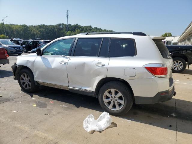 5TDBK3EH9CS134123 - 2012 TOYOTA HIGHLANDER BASE WHITE photo 2