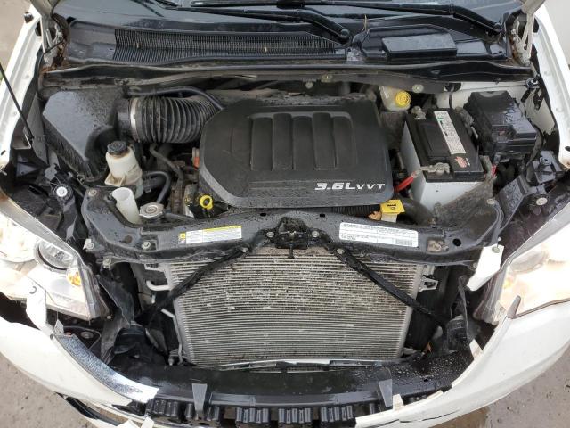 2A4RR8DG4BR798864 - 2011 CHRYSLER TOWN & COU TOURING L WHITE photo 12