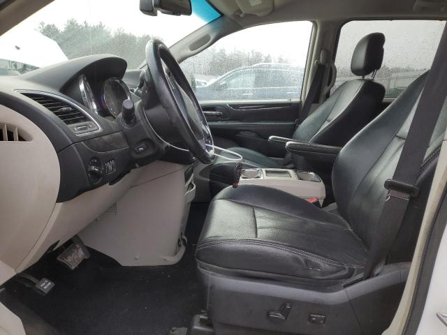 2A4RR8DG4BR798864 - 2011 CHRYSLER TOWN & COU TOURING L WHITE photo 7