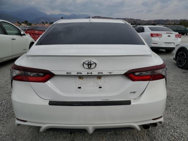 4T1G11AK4NU702979 - 2022 TOYOTA CAMRY SE Білий фото 6