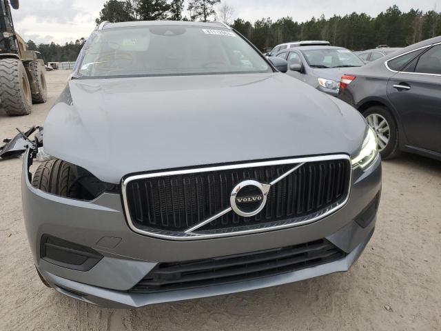 YV4A22RK7L1561497 - 2020 VOLVO XC60 T6 MOMENTUM SILVER photo 5