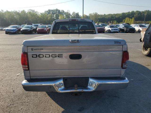 1B7GL22X0XS108886 - 1999 DODGE DAKOTA SILVER photo 6