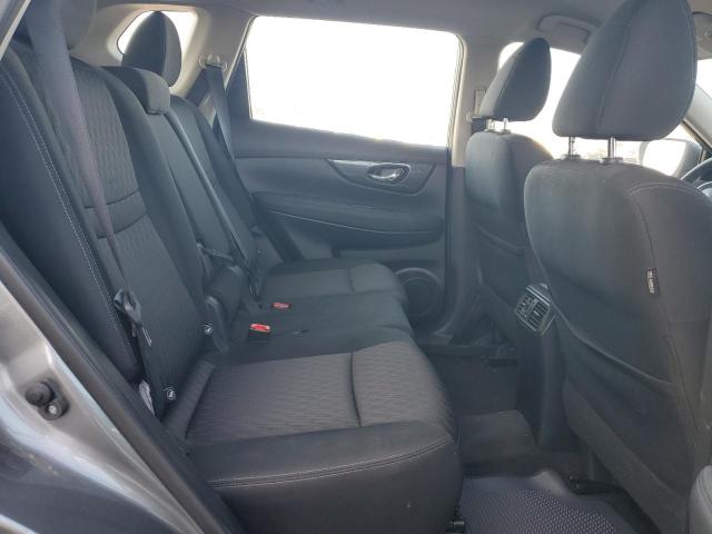 KNMAT2MV6JP552222 - 2018 NISSAN ROGUE S CHARCOAL photo 11