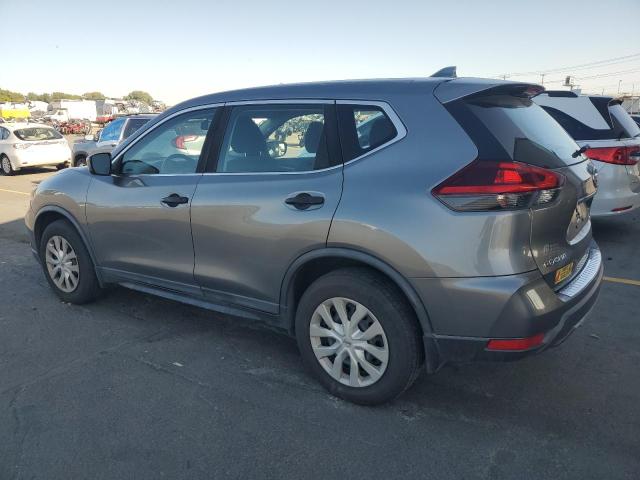 KNMAT2MV6JP552222 - 2018 NISSAN ROGUE S CHARCOAL photo 2
