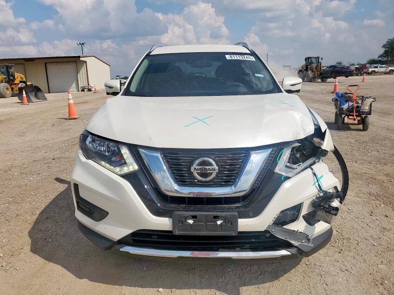 JN8AT2MT8KW266026 - 2019 NISSAN ROGUE S WHITE photo 5
