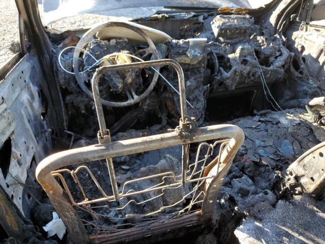 2T1KR32E68C718744 - 2008 TOYOTA COROLLA MA XR WHITE photo 8