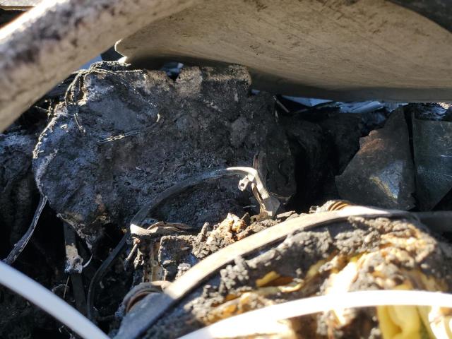 2T1KR32E68C718744 - 2008 TOYOTA COROLLA MA XR WHITE photo 9