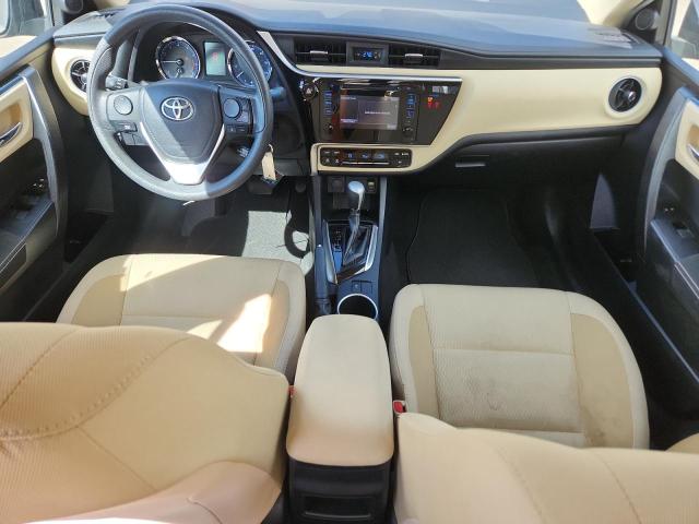 2T1BURHE9JC055166 - 2018 TOYOTA COROLLA L BROWN photo 8