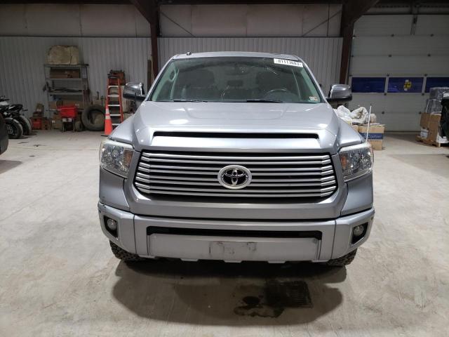 5TFAY5F10EX338099 - 2014 TOYOTA TUNDRA CREWMAX PLATINUM Silber Foto 5