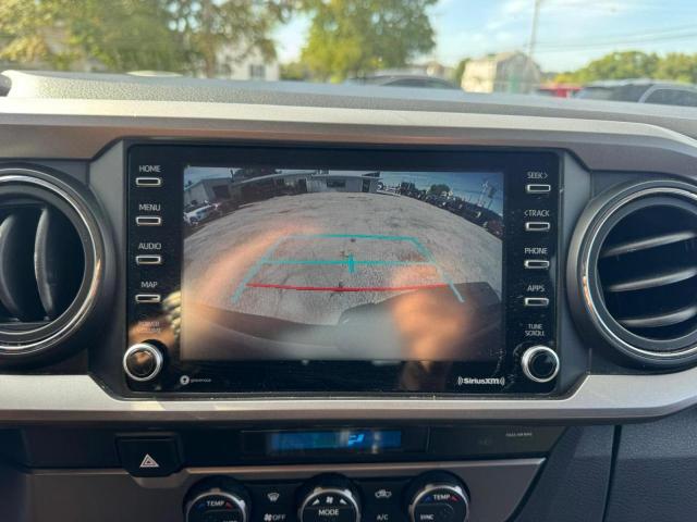 5TFAZ5CN3MX105398 - 2021 TOYOTA TACOMA DOUBLE CAB RED photo 9