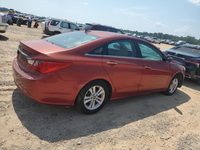 5NPEB4AC7DH762430 - 2013 HYUNDAI SONATA GLS Rot Foto 3