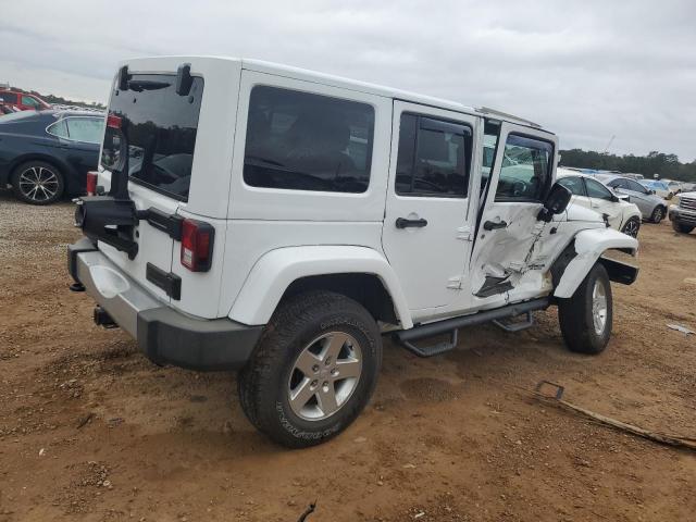 1C4BJWEG3DL526691 - 2013 JEEP WRANGLER U SAHARA WHITE photo 3