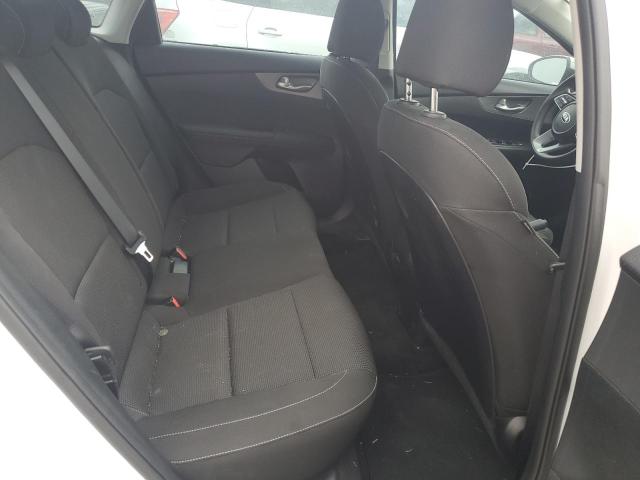 3KPF24AD5LE155572 - 2020 KIA FORTE FE WHITE photo 10