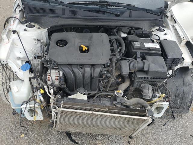 3KPF24AD5LE155572 - 2020 KIA FORTE FE WHITE photo 11