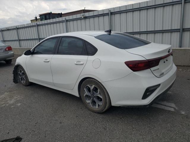 3KPF24AD5LE155572 - 2020 KIA FORTE FE WHITE photo 2