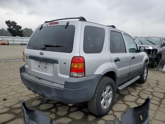 1FMYU03136KB37597 - 2006 FORD ESCAPE XLT SILVER photo 3