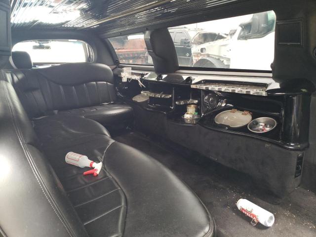 2L1FM88W98X659548 - 2008 LINCOLN TOWN CAR EXECUTIVE WHITE photo 10