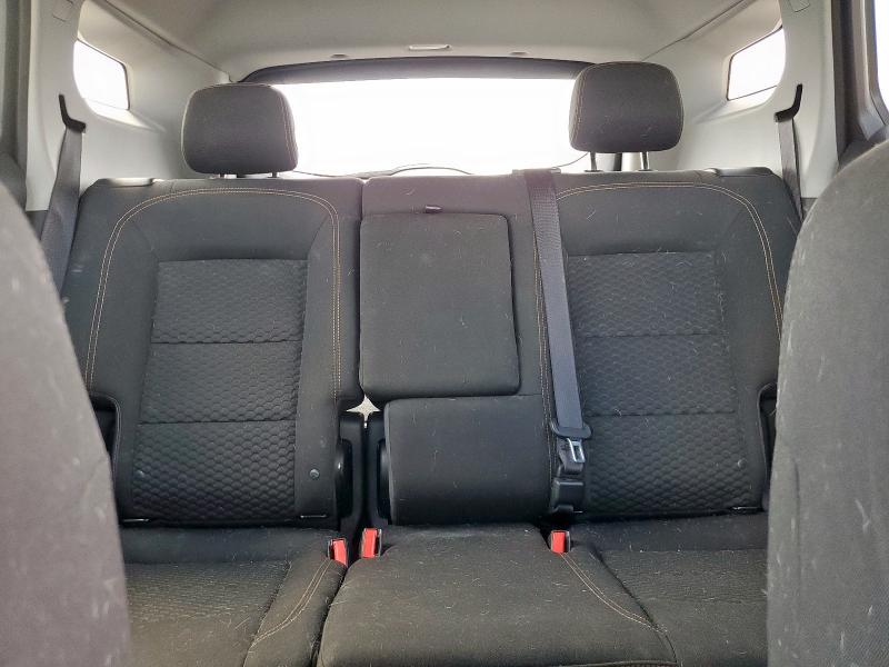 3GKALMEX9JL314733 - 2018 GMC TERRAIN SLE Argent photo 10