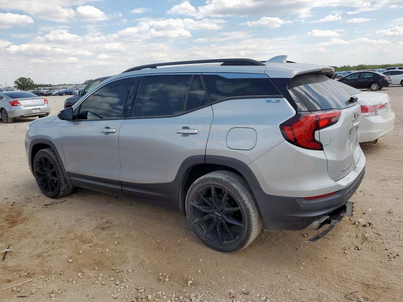 3GKALMEX9JL314733 - 2018 GMC TERRAIN SLE Argent photo 2