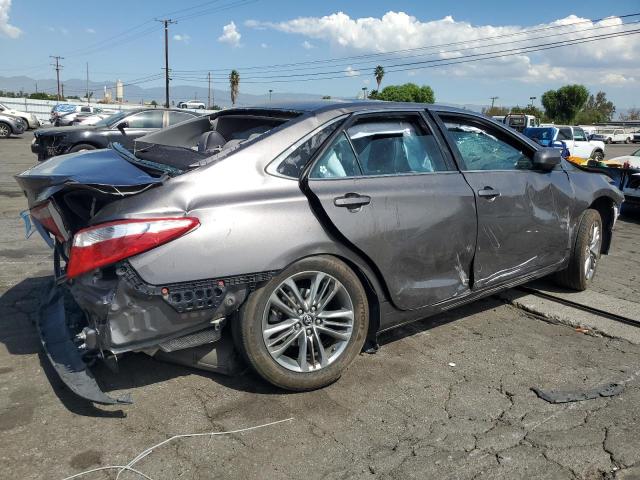 4T1BF1FK9HU395205 - 2017 TOYOTA CAMRY LE GRAY photo 3