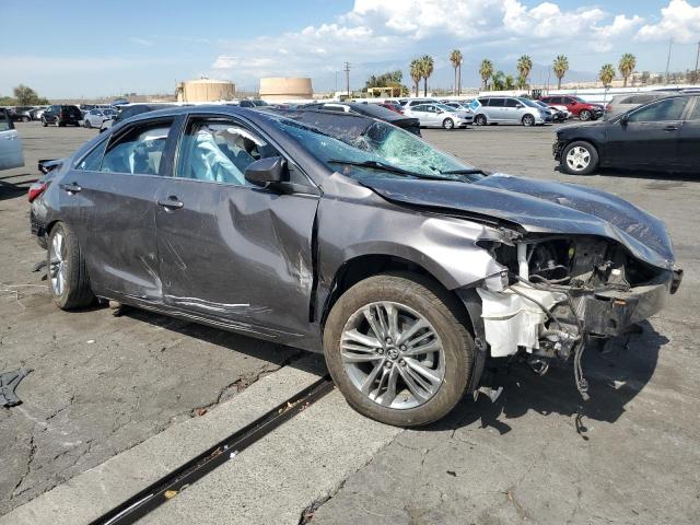 4T1BF1FK9HU395205 - 2017 TOYOTA CAMRY LE GRAY photo 4