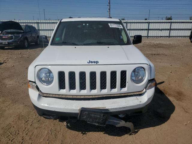 1C4NJRBB0ED689561 - 2014 JEEP PATRIOT SPORT WHITE photo 5