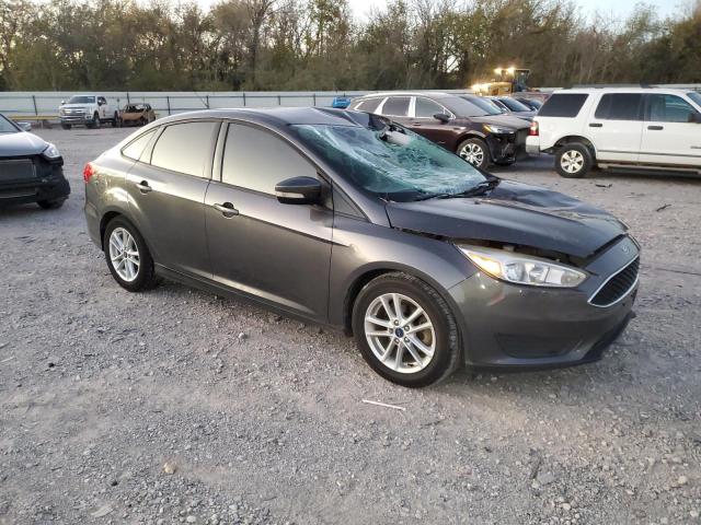 1FADP3F2XHL313953 - 2017 FORD FOCUS SE GRAY photo 4