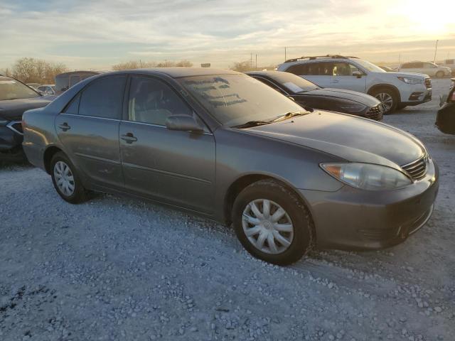 4T1BE32K25U942511 - 2005 TOYOTA CAMRY LE GRAY photo 4