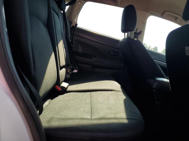 4A4AP3AW7FE060155 - 2015 MITSUBISHI OUTLANDER ES თეთრი ფოტო 11