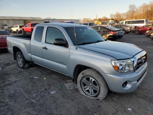 5TETX22N78Z502853 - 2008 TOYOTA TACOMA ACCESS CAB SILVER photo 4