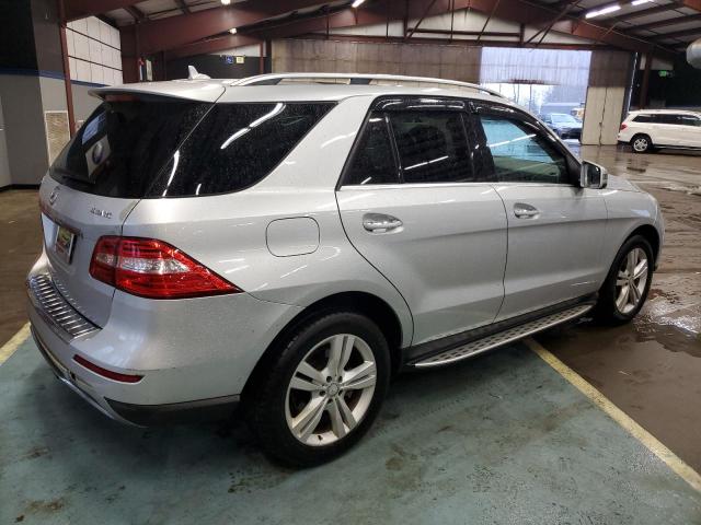 4JGDA5HB0EA348928 - 2014 MERCEDES-BENZ ML 350 4MATIC SILVER photo 3