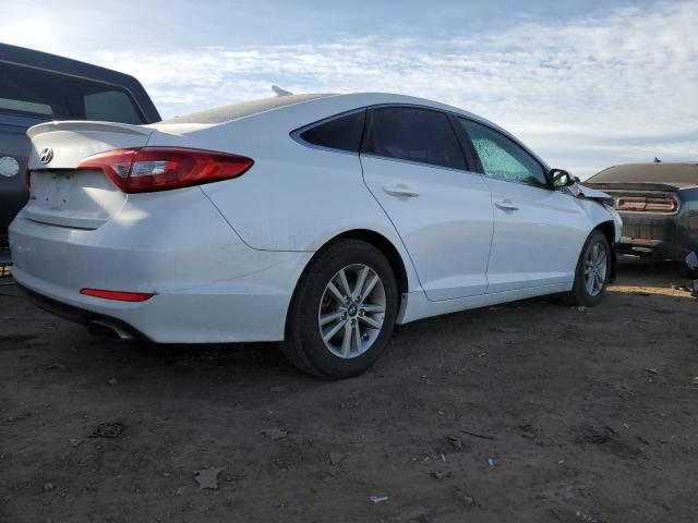 5NPE24AFXGH324595 - 2016 HYUNDAI SONATA SE WHITE photo 3