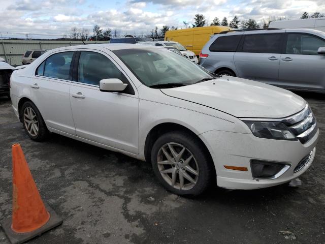 3FAHP0JG3BR272531 - 2011 FORD FUSION SEL WHITE photo 4