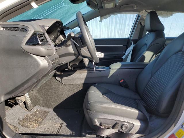 4T1T11AK6RU213911 - 2024 TOYOTA CAMRY SE NIGHT SHADE WHITE photo 7