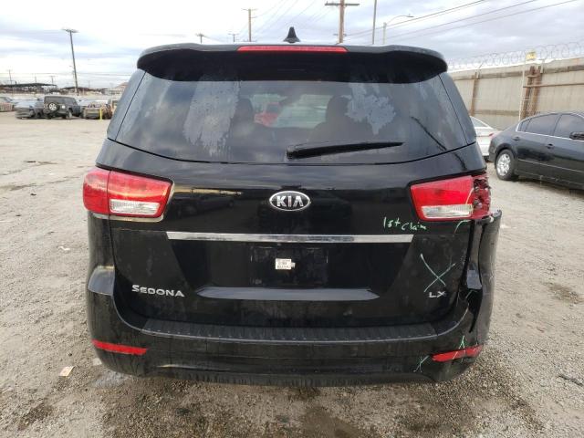 KNDMB5C18J6368096 - 2018 KIA SEDONA LX BLACK photo 6