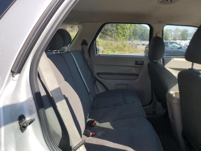 1FMCU92Z38KA13404 - 2008 FORD ESCAPE XLS SILVER photo 11