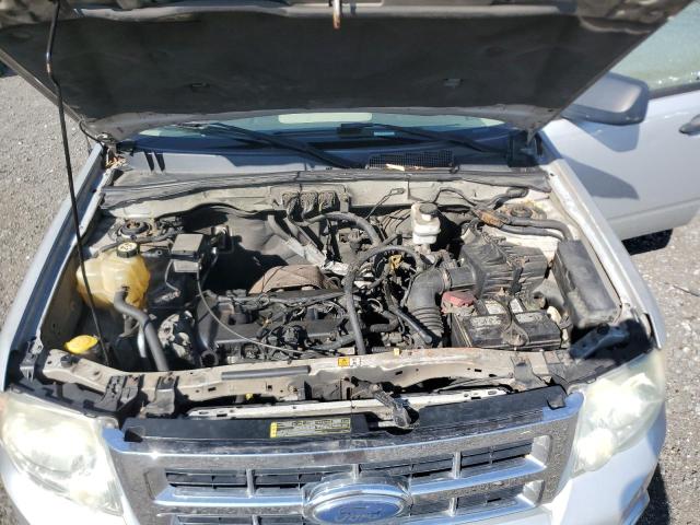 1FMCU92Z38KA13404 - 2008 FORD ESCAPE XLS SILVER photo 12