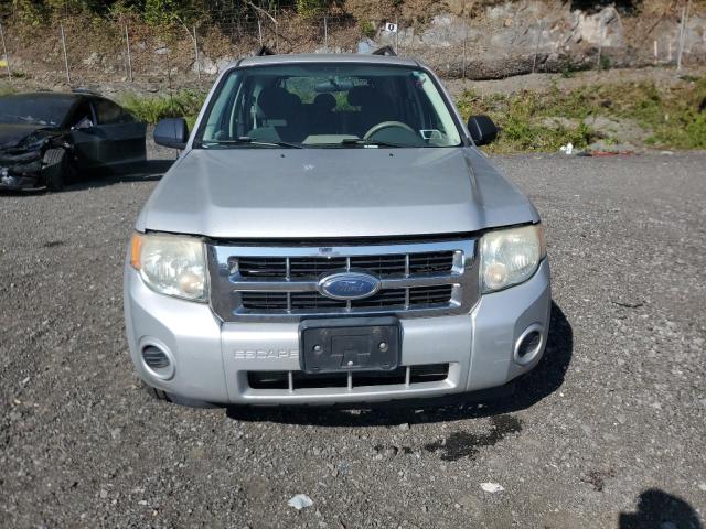 1FMCU92Z38KA13404 - 2008 FORD ESCAPE XLS SILVER photo 5