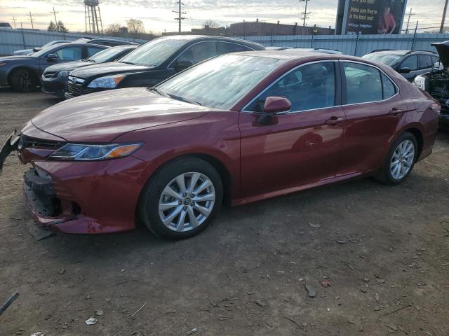 4T1B11HK9JU533164 - 2018 TOYOTA CAMRY L BURGUNDY photo 1