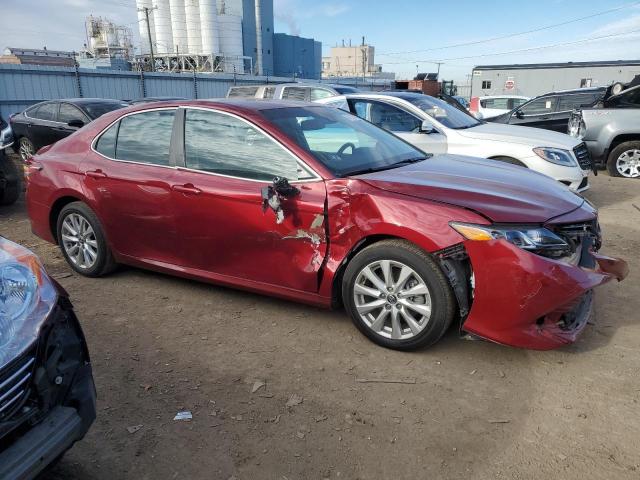 4T1B11HK9JU533164 - 2018 TOYOTA CAMRY L BURGUNDY photo 4