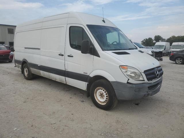 WD3PE8CB2B5601132 - 2011 MERCEDES-BENZ SPRINTER 2500 თეთრი ფოტო 4