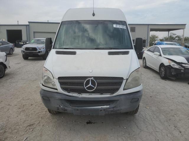 WD3PE8CB2B5601132 - 2011 MERCEDES-BENZ SPRINTER 2500 თეთრი ფოტო 5