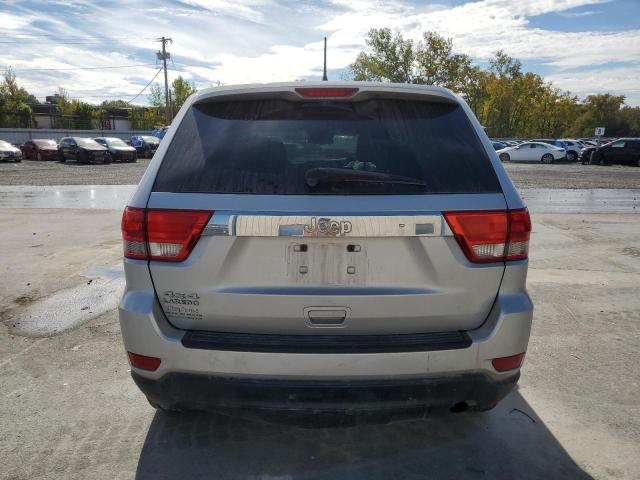 1C4RJFAG5DC572575 - 2013 JEEP GRAND CHEROKEE LAREDO GRAY photo 6