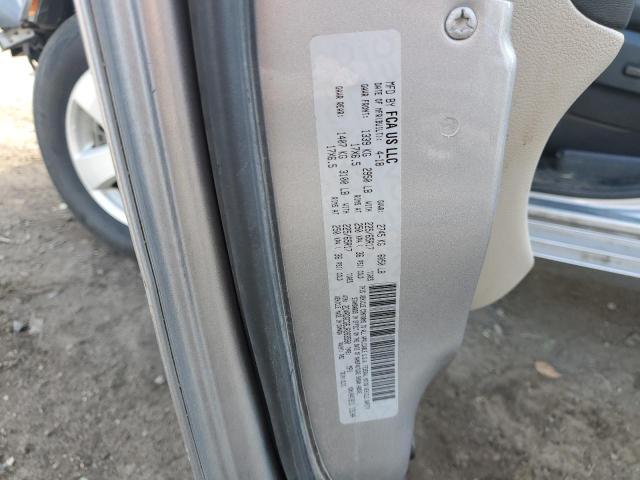 2C4RDGCG6JR283590 - 2018 DODGE GRAND CARAVAN SXT Күміс фото 13