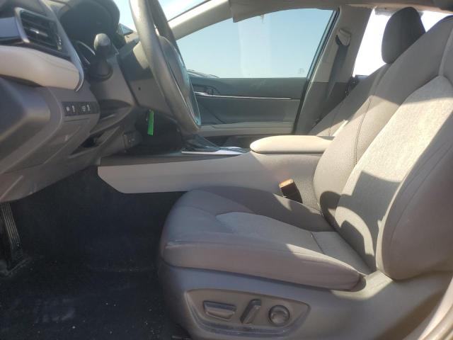 4T1C11AK6NU027327 - 2022 TOYOTA CAMRY LE GRAY photo 7